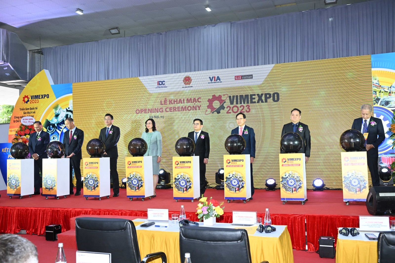 Lễ khai mạc Triển lãm Quốc tế về công nghiệp hỗ trợ và chế biến chế tạo Việt Nam 2023